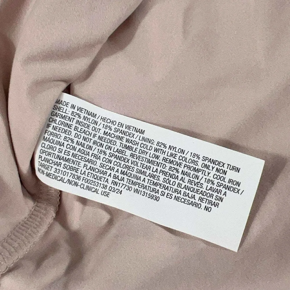 Wild Fable Womens Long Sleeve Turtleneck Top Blouse Tan light pink‎ large NEW